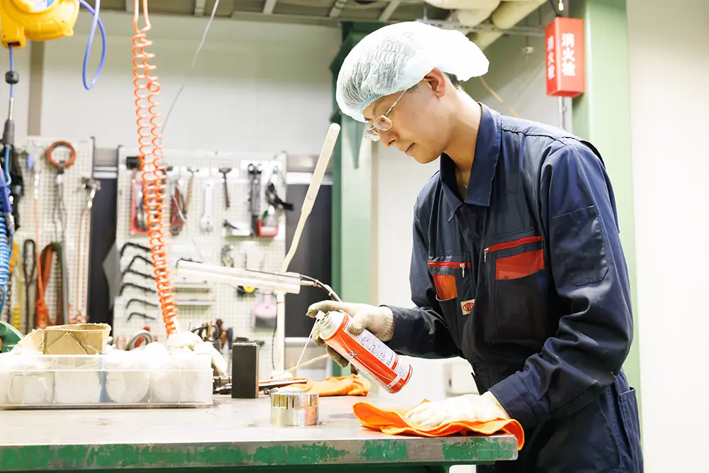 製造技術職(成形技能士)の写真